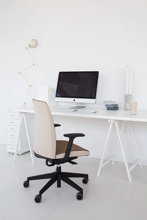 Motto Swivel Armchair Model 10 8