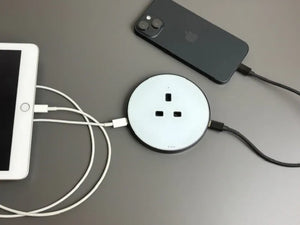 Punto Max with 1no UK Socket with Resetable Fuse 45W Dual USB C 85W Dual C Attached in the Table
