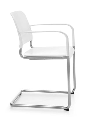 Zoo Upholstered Seat And Plastic Backrest Chair 4 Legged Frame On Castors Model 502Hc 18