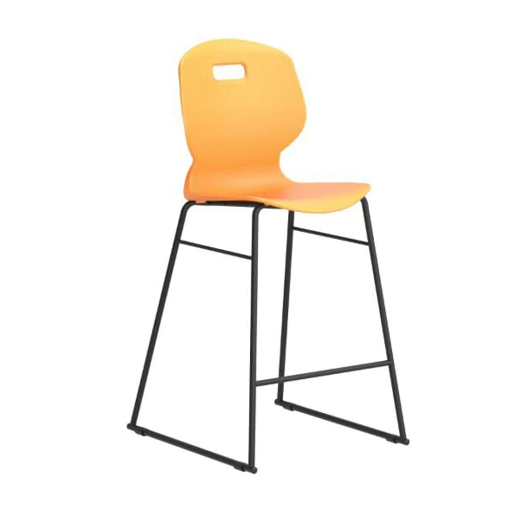 Arc High Chair TA5_6M 1