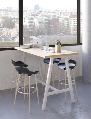 Buronomic High Cohesion Table In Oak Top Finish With Black High Stool In Laboratory