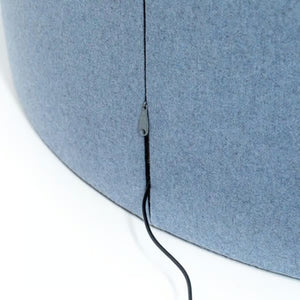 BuzziHug Acoustic Standing Workstation Pod Zipper Detail