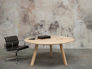 Buzzipicnic Desk 10 In Round Wood Finish With Black Chair