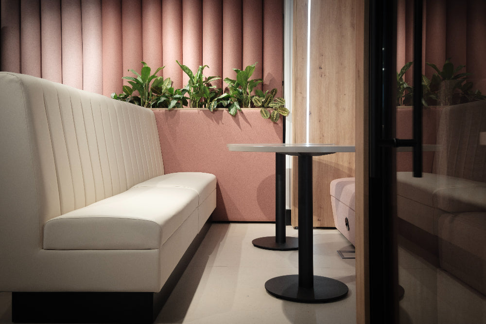 Casper Soft Seating Banquet Dining Booth with Round Table