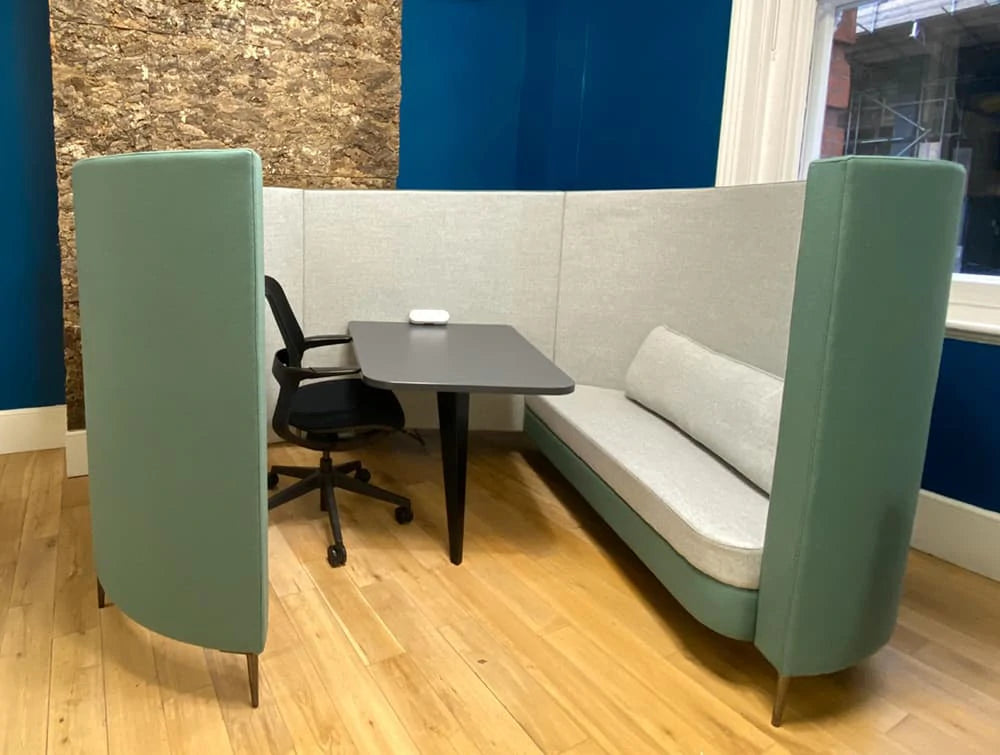 Delia 4 Seater Meeting Den With Table With Grey Interior And Teal Exterior And One Seat And One Task Chair