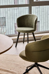 Ekori Chair Collection with Round Table 2