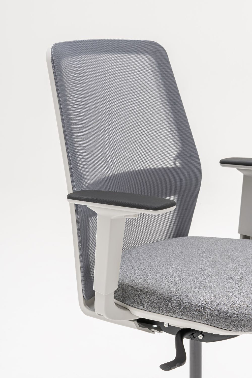 Evo Task Chair Detail