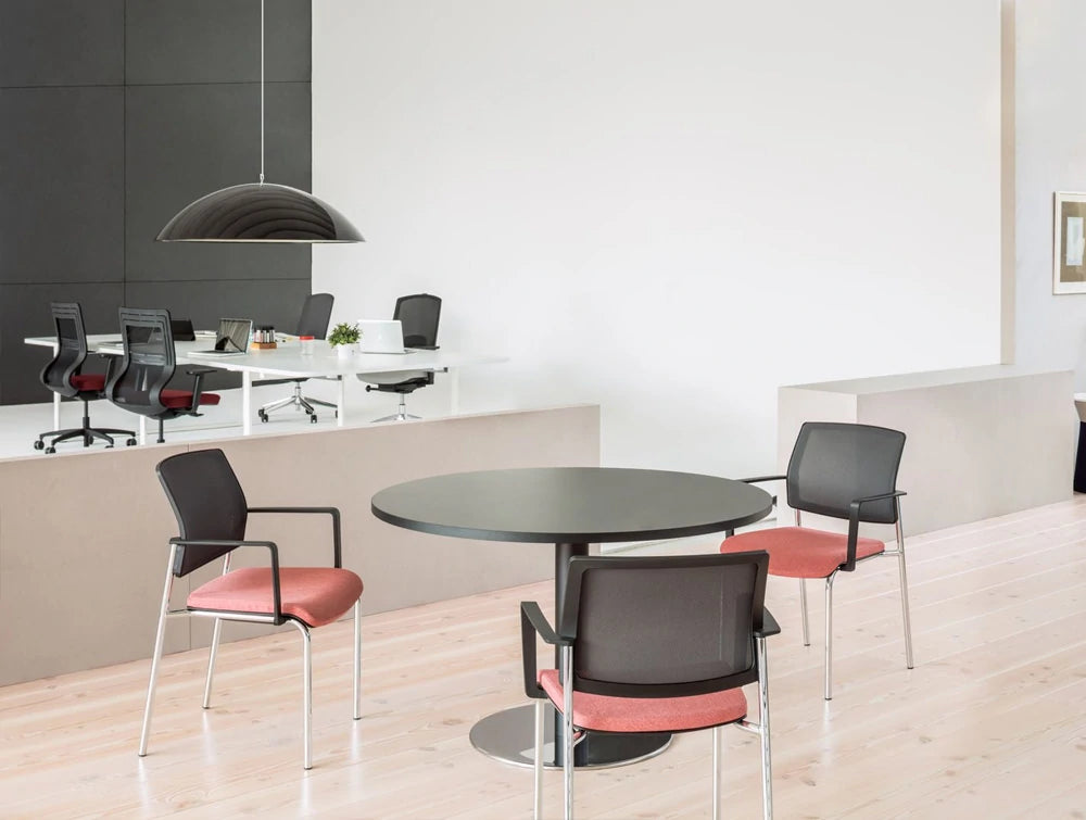 Gaya Mesh Conference Stackable Armchair with Black Back and Round Black Table