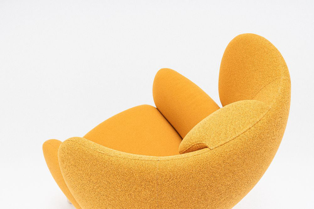 Grand Grace Armchair with Headrest 12