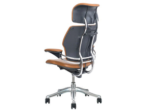 Humanscale Freedom Chair With Headrest And Self Adjusting Recline 6