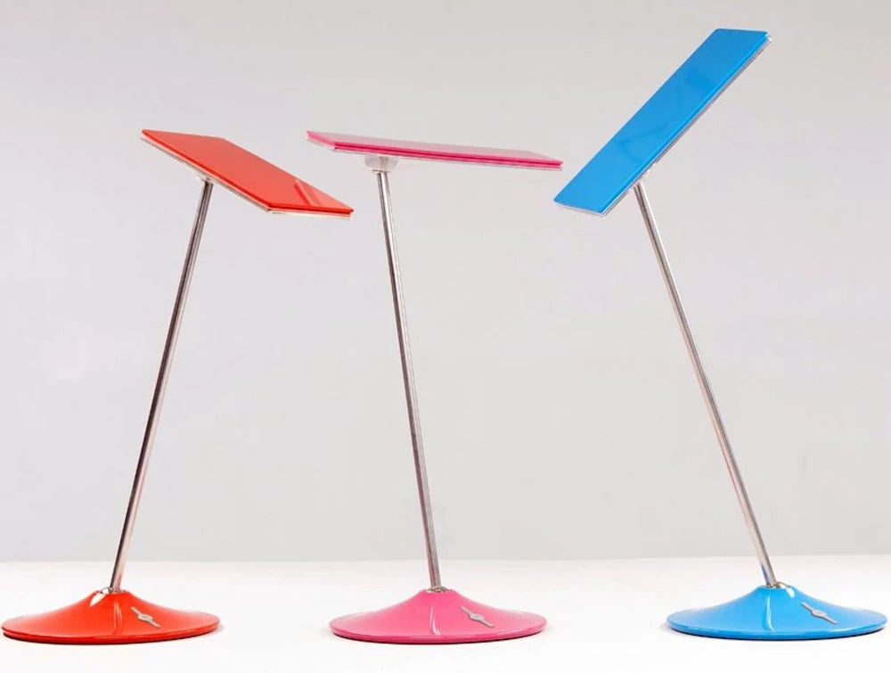 Humanscale Horizon 2 Adjustable Desk Light With Touch Dimming Feature