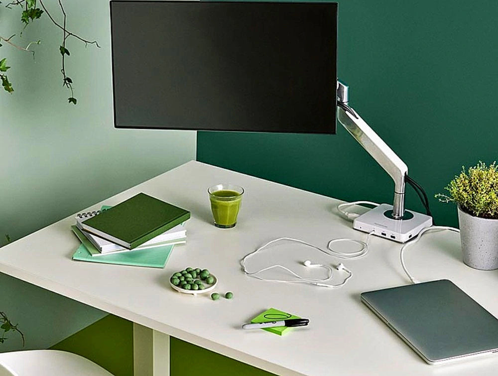 Humanscale Mconnect Docking Station With Usb Hub 8 In White With Single Monitor On White Table