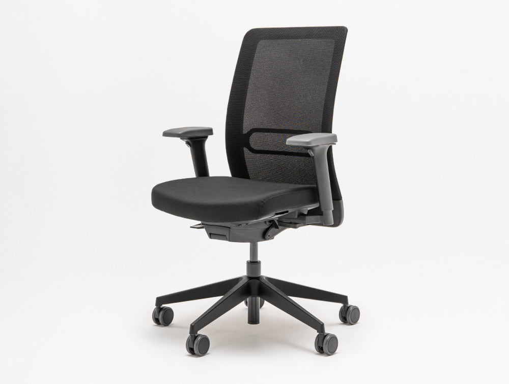 Leo Mesh Task Office Chair with Armrests