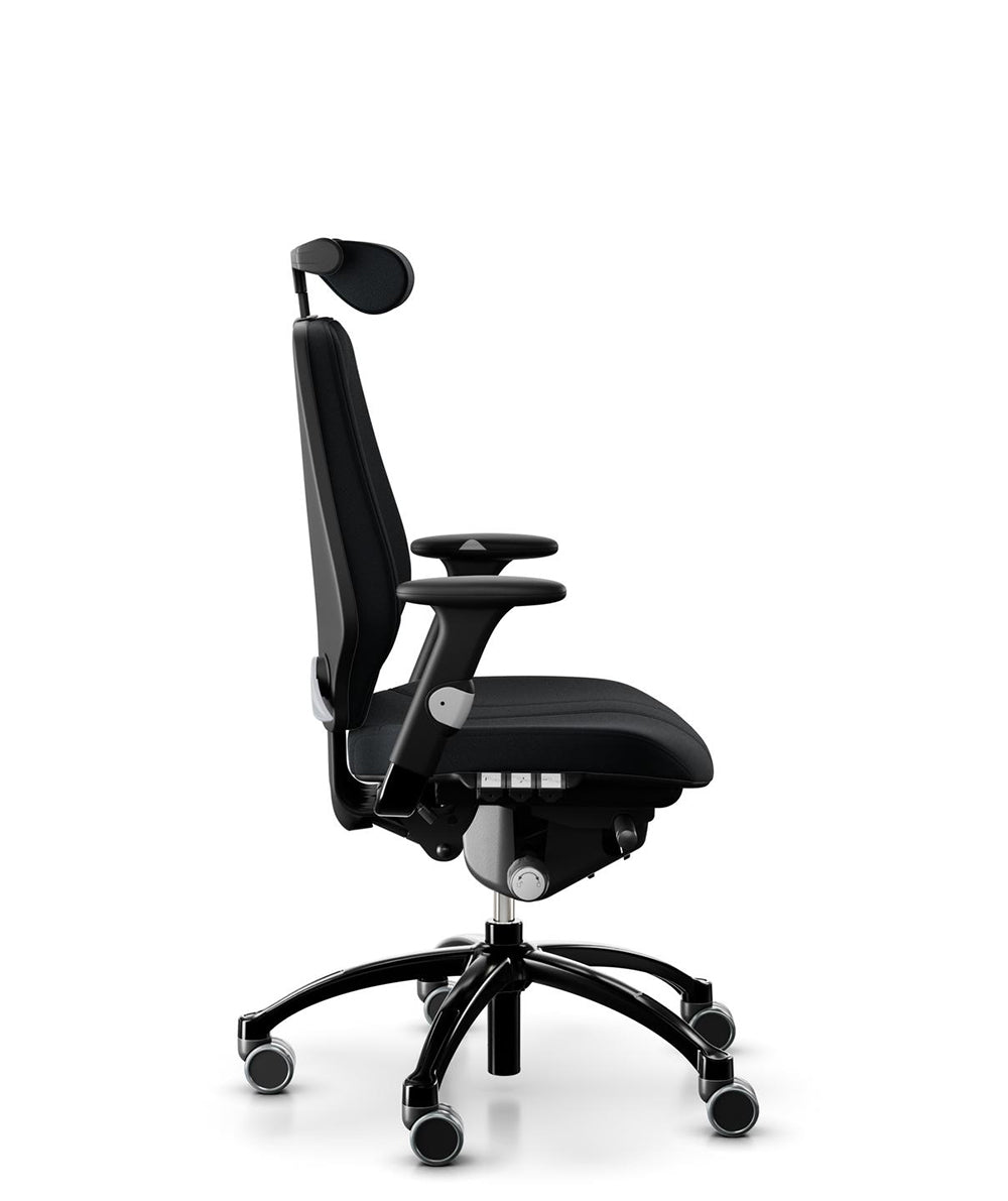 Logic 300 Gaja Black With Castors And Neckrest 2