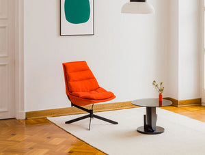 Mdd Fat Frank Lounge Chair On Classic Four Leg Base 7 In Orange Finish With Black Small Coffee Table