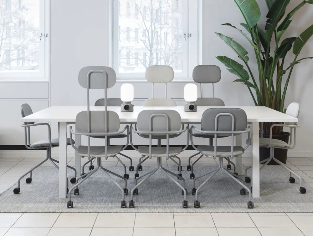 MDD New School Swivel Castor Wheel Chair in Light Wood Finish for Meeting Rooms