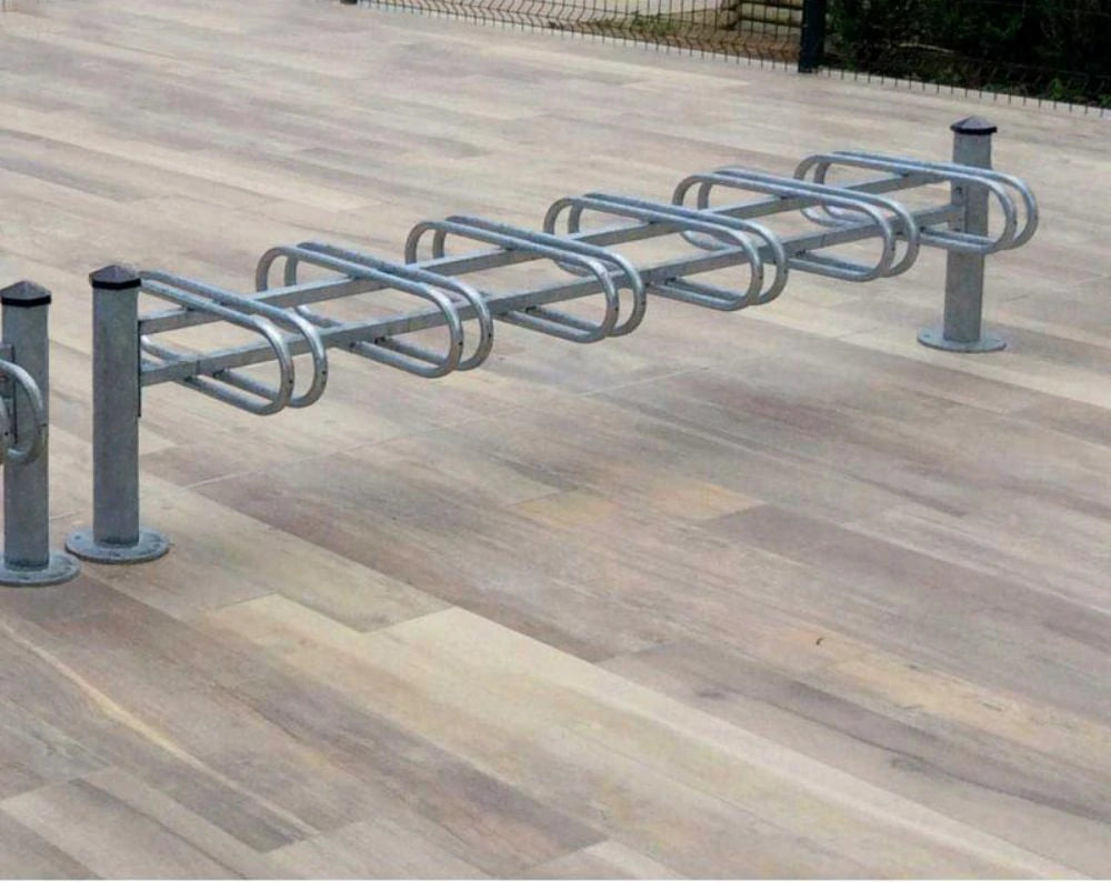 Mercure Modular Bicycle Rack 3 in Outside Setting