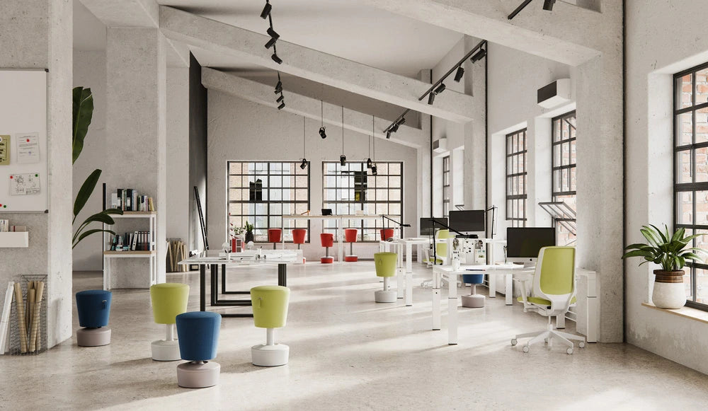 Mickey Pouffe With Plastic Base 4