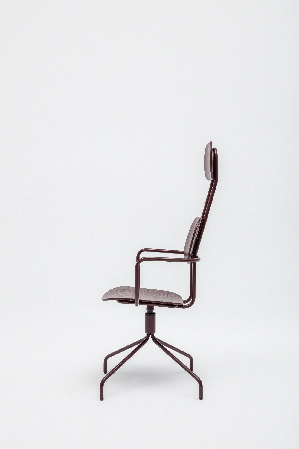 New School High Backrest Chair on 4 Star Base 3