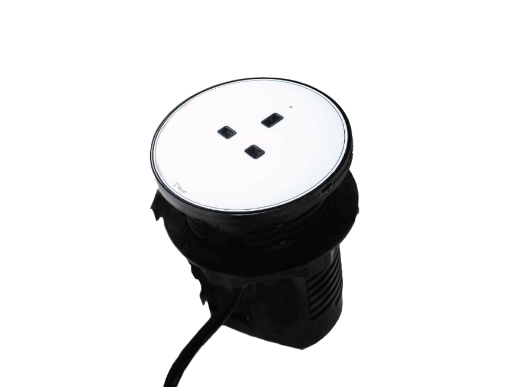 Punto Max with 1no UK Socket with Resetable Fuse 45W Dual USB C 85W Dual C 2