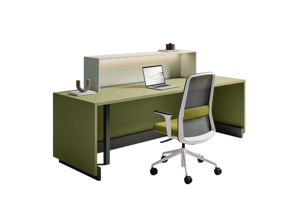 Quadrifoglio Z1 Reception Desk