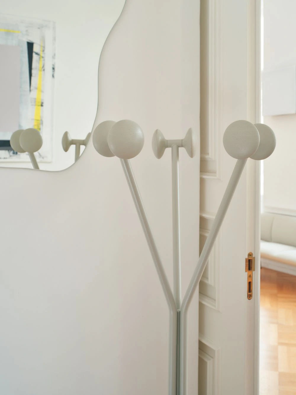 Ramo Coat Hanger with Wood Knob 7