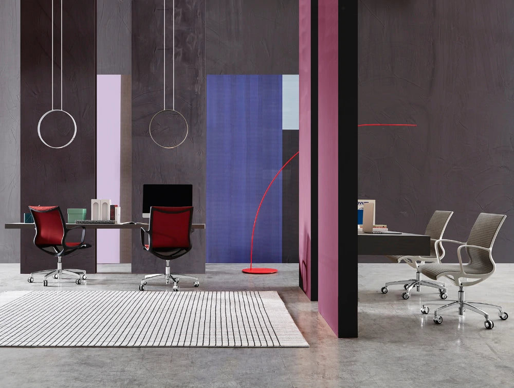 Soul Meeting Office Chair With 5 Star Base And Armrests 11 In Red And Grey With Rectangular Table In Open Space Office