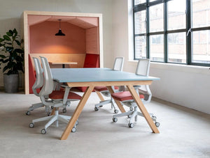 Spacestor Zee Collaboration Table 2 In Rectangular Variant With White Office Chair In Meeting Area