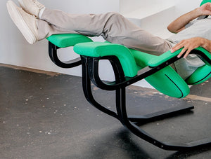 Varier Gravity Balans Zero Gravity Chair 13 In Green With Black Frame